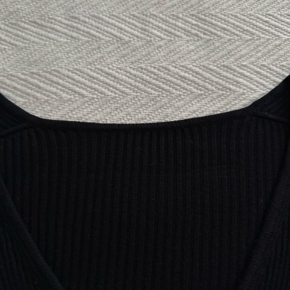 Black Ribbed Button-Up Cardigan - Picture 4 of 4